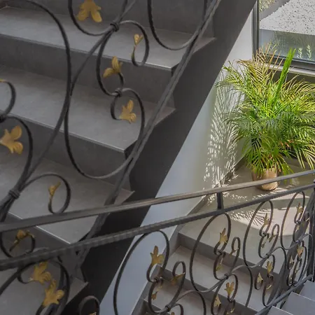 Samstag Parkzone Szálloda 4*