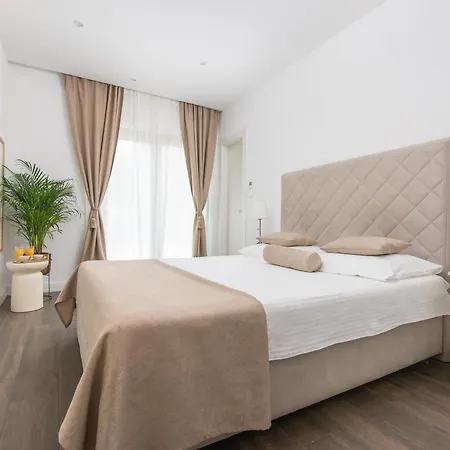Hotel Samstag Parkzone Split