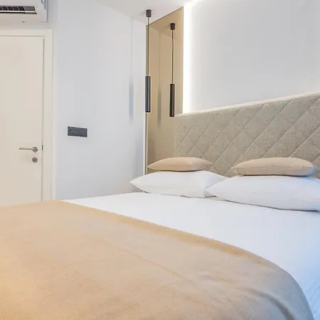 Samstag Parkzone Szálloda 4*